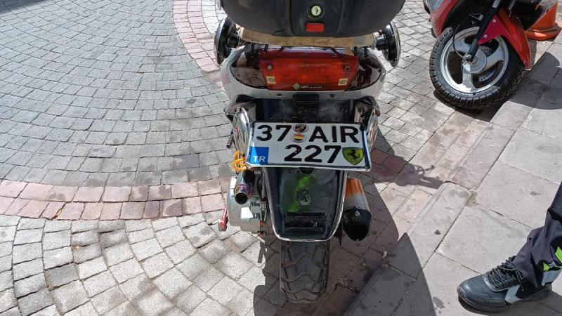 Kastamonu'da sahte plakalı motosikletin sürücüsüne 45 bin lira ceza